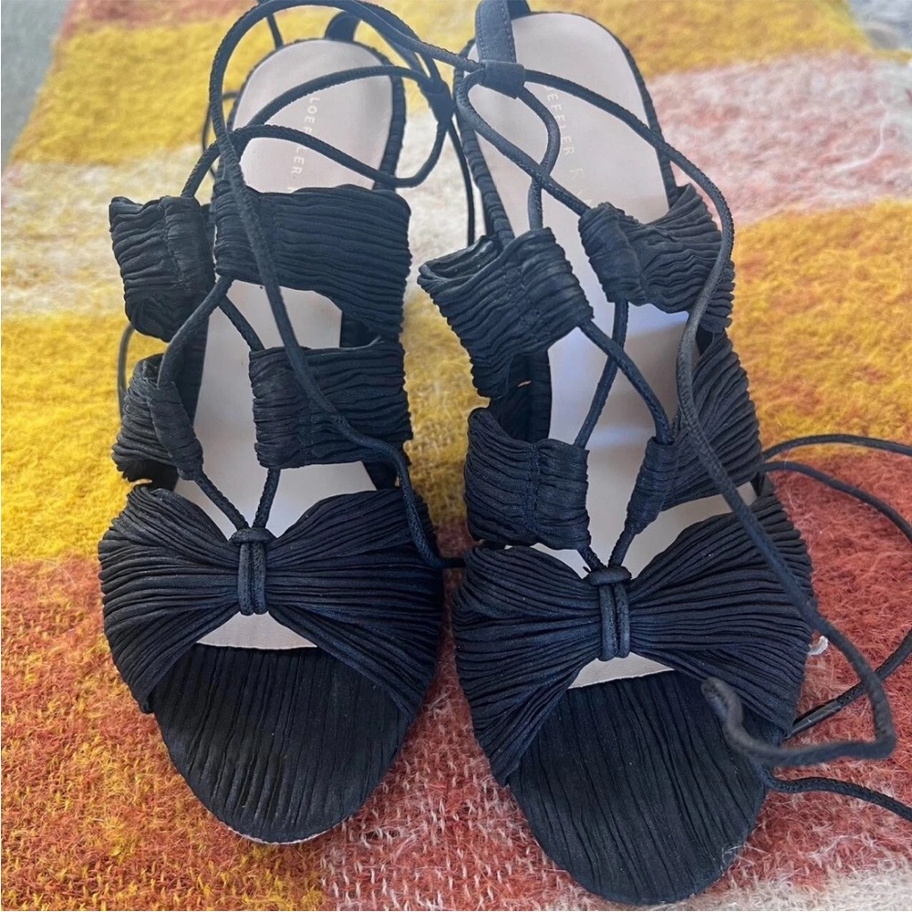 Elegant Black Strappy Women's Sandals